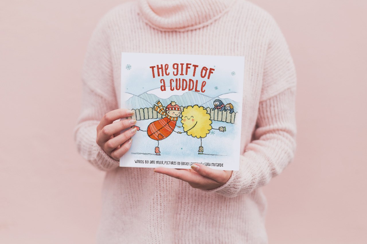 The Gift Of A Cuddle - Hardcover - Little Explorers Toy Shop - The Kiss Co